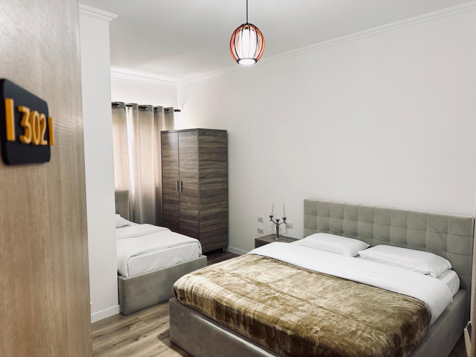 Kutal Park Inn Hotel เปอร์เมต ภายนอก รูปภาพ