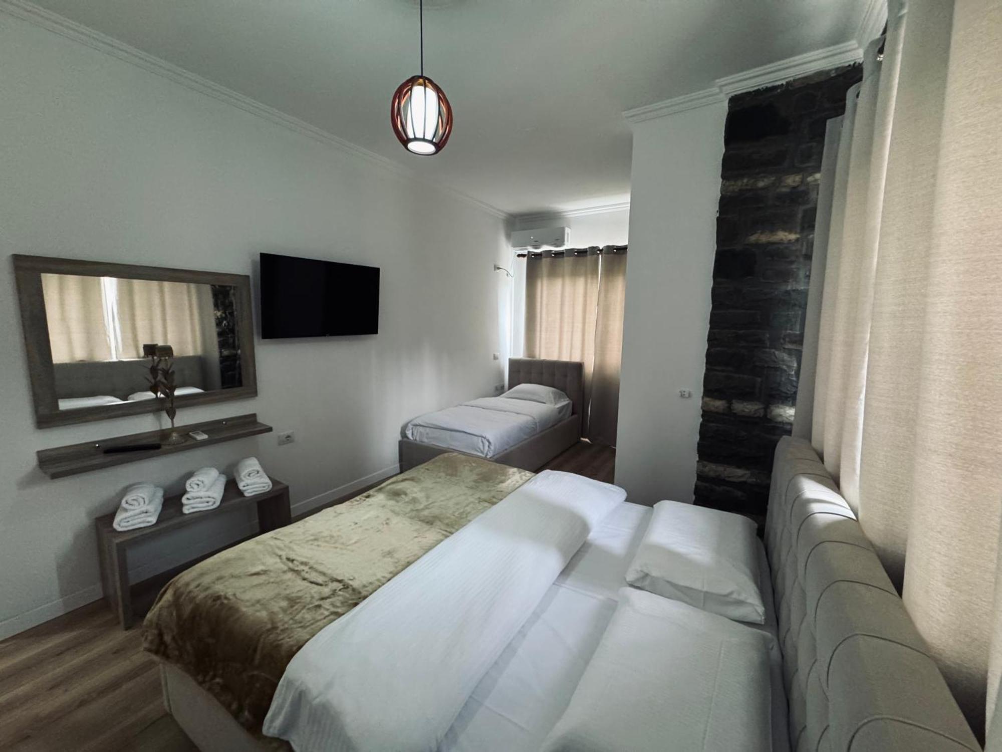 Kutal Park Inn Hotel เปอร์เมต ภายนอก รูปภาพ